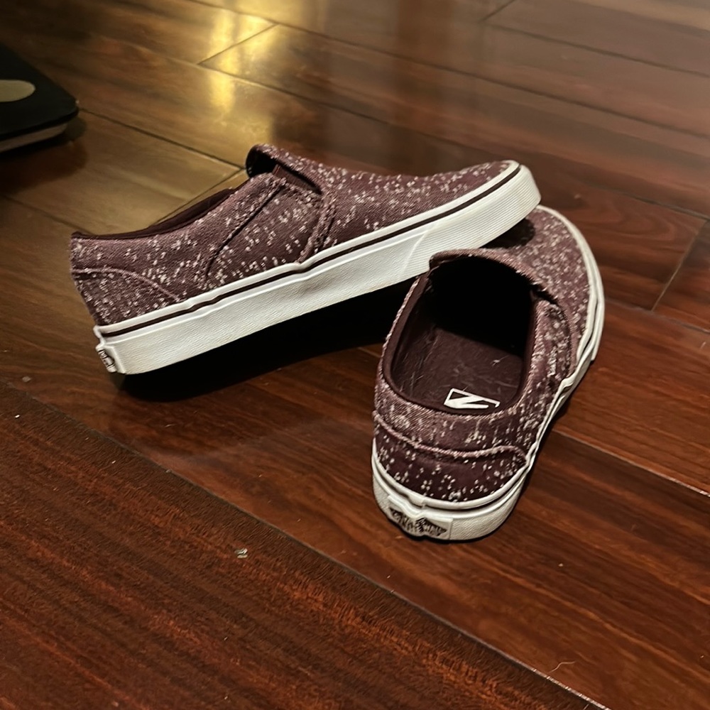 Vans slip on shoes maroon